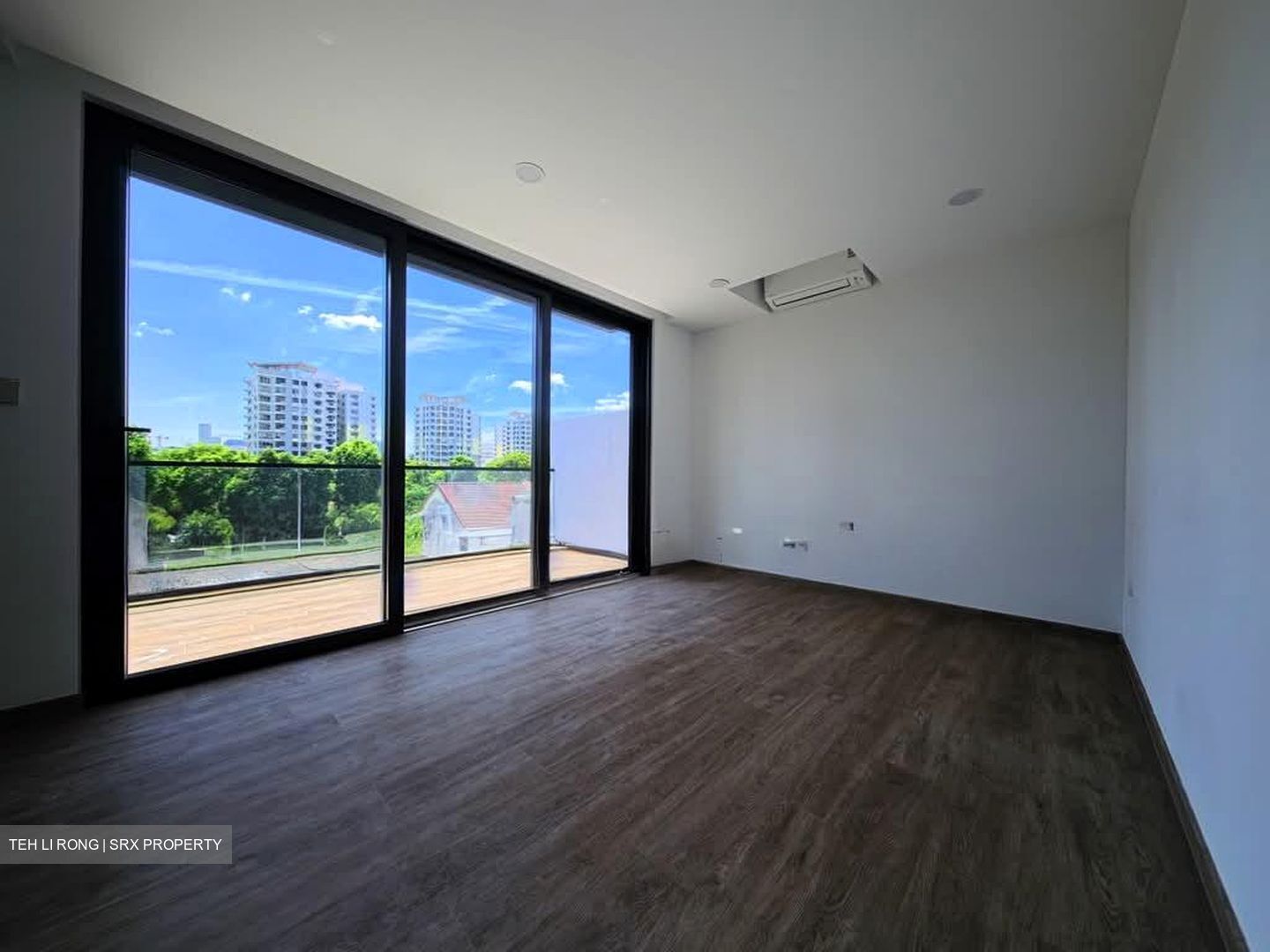 Shrewsbury Road (D11), Terrace #577114801